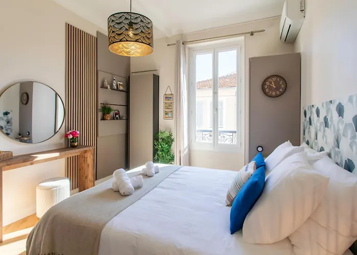 Mirabeau Prestige Apartment *